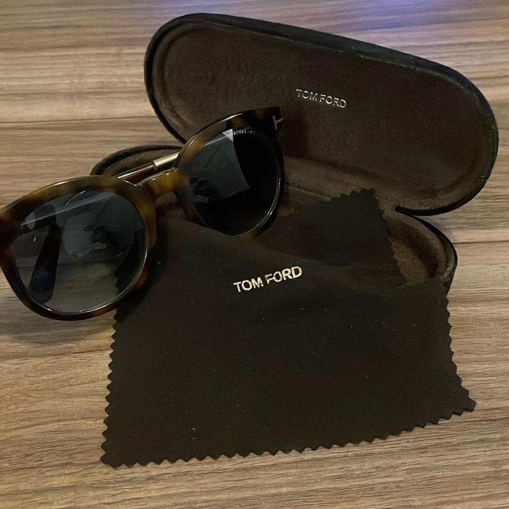 TOM FORD Janina Peaked Sunglasses, Havana